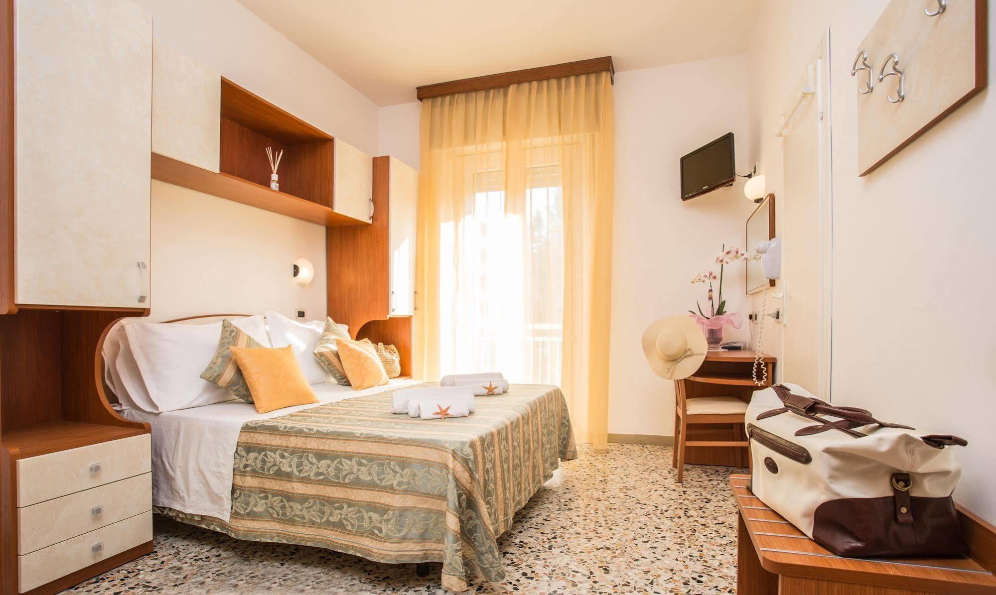 Hotel Oregon Rimini Exteriér fotografie